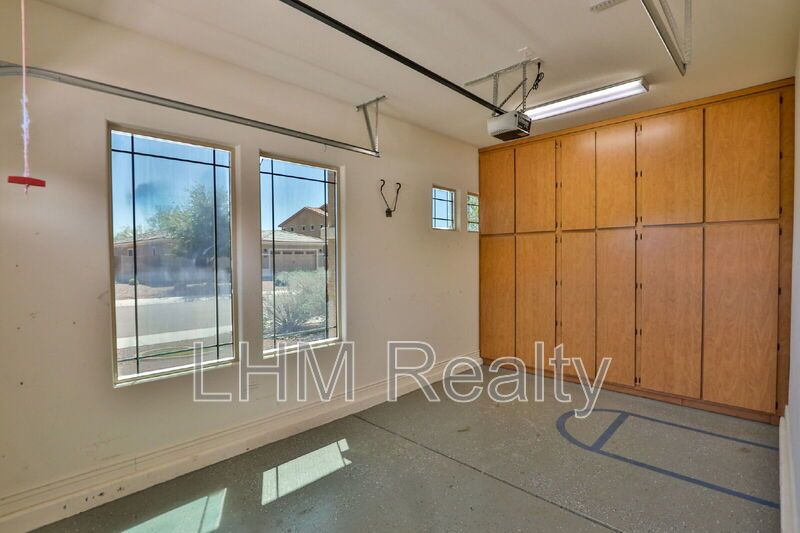 *Coming Soon* Luxurious 4 Bedroom Home with Pool, Fireplace, and Wine Cooler in Peoria, AZ property image