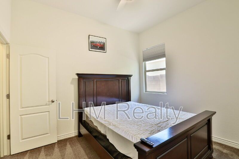 *Coming Soon* Luxurious 4 Bedroom Home with Pool, Fireplace, and Wine Cooler in Peoria, AZ property image