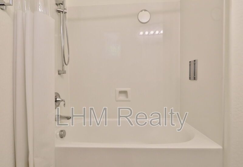 *Coming Soon* Luxurious 4 Bedroom Home with Pool, Fireplace, and Wine Cooler in Peoria, AZ property image